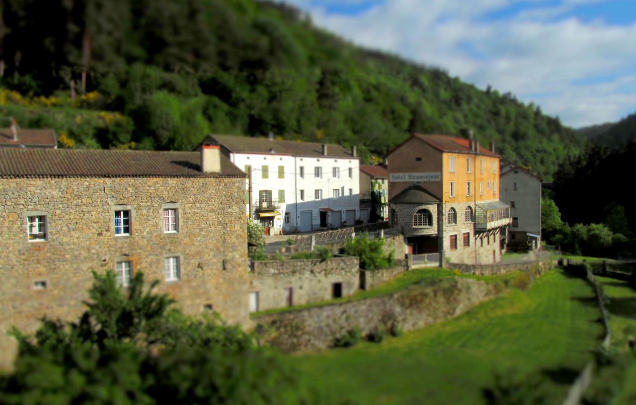Village de Chapeauroux